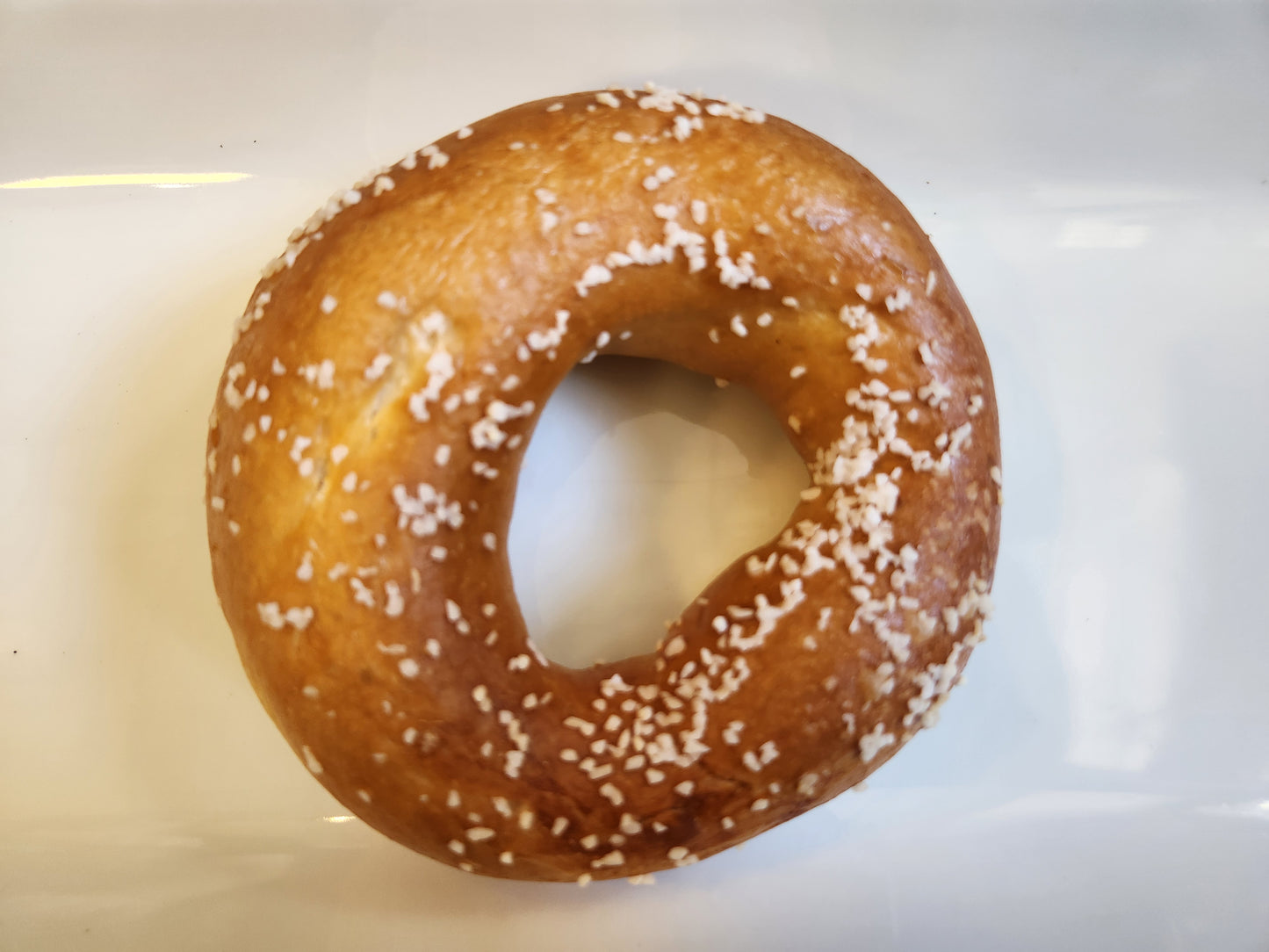 Hand-Rolled NY Bagel with Cream Cheese - Single